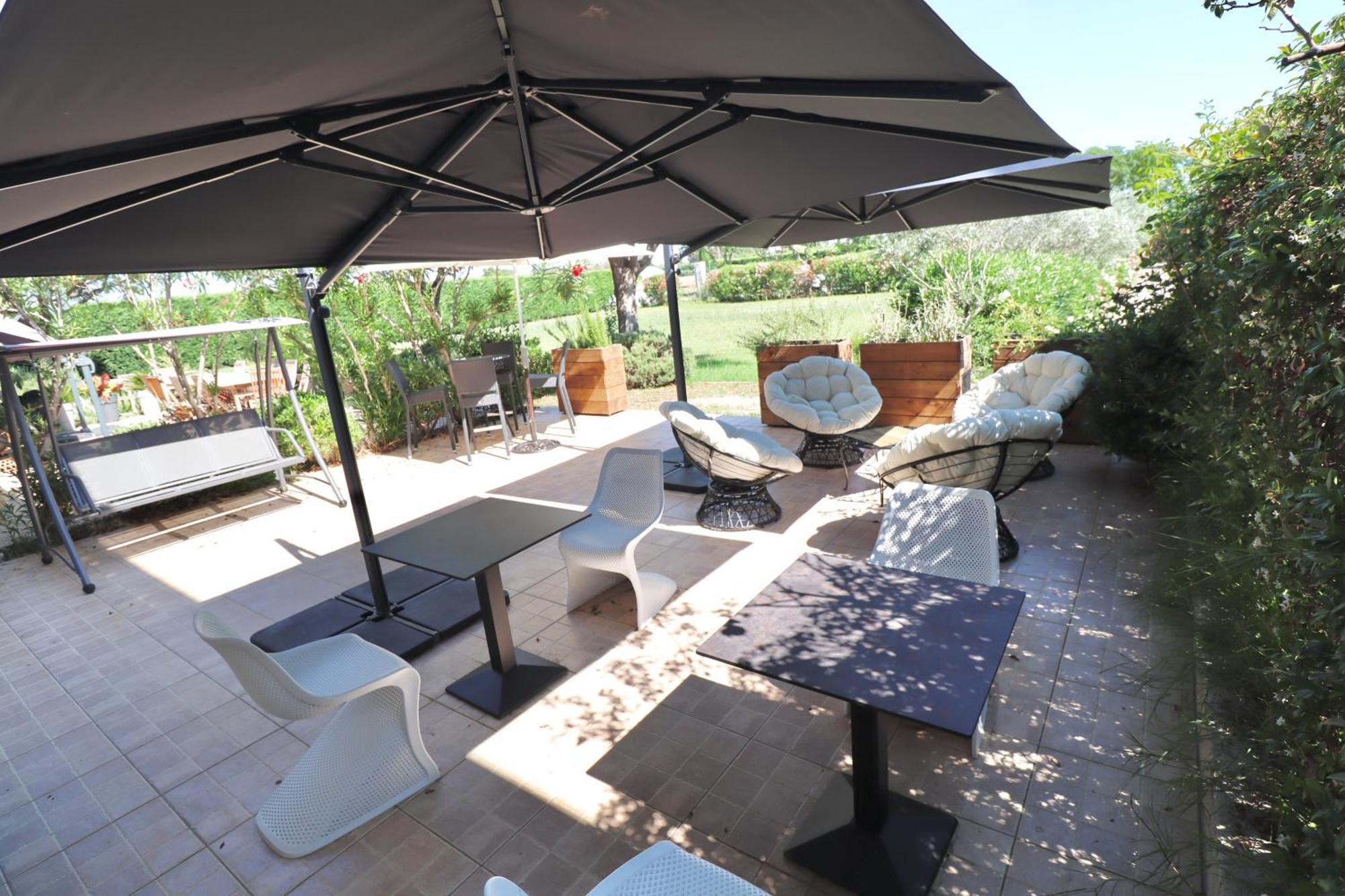 Chambres D'Hotes Avec Jacuzzi Et Piscine Au Mas De Cadoule Saint-Just  Exterior foto