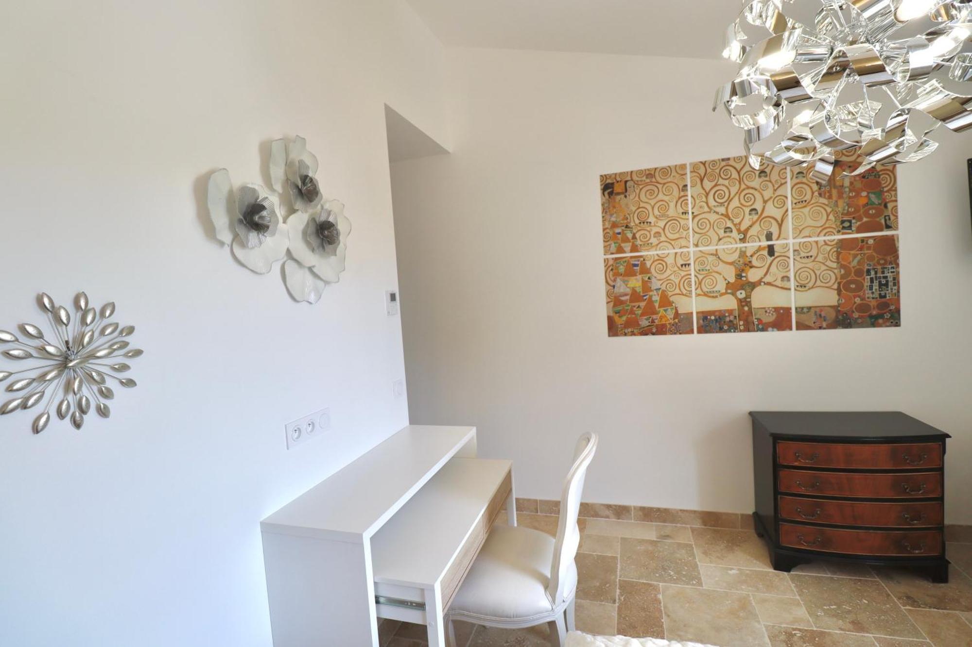 Chambres D'Hotes Avec Jacuzzi Et Piscine Au Mas De Cadoule Saint-Just  Quarto foto